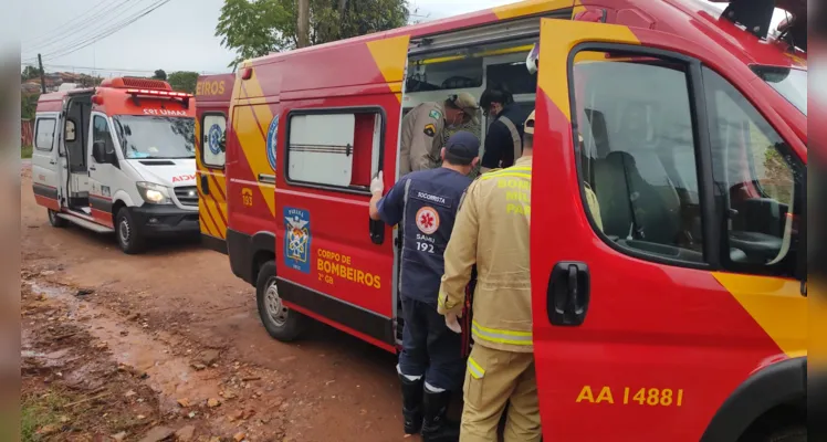 Homem estava inconsciente e foi atendido pelos Bombeiros e Samu