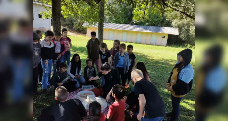 Semana da Criança leva diversão a alunos em Ipiranga