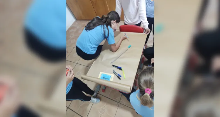 Turma de Ipiranga cria seu próprio jornal em sala