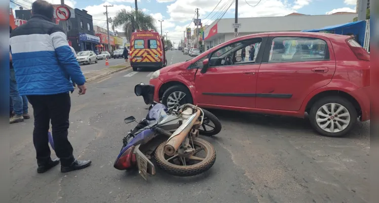 Além das equipes de socorro, também estiveram no local Agentes de Trânsito e policiais militares