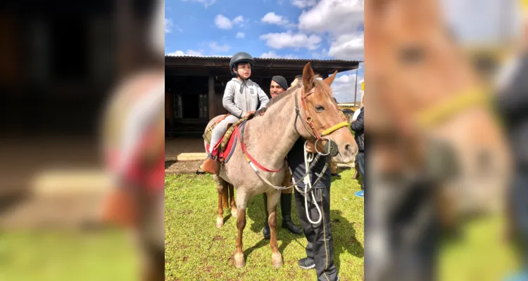 A prefeita Elizabeth Schmidt e o vereador Paulo Balansin estiveram na nova sede nesta sexta-feira (4). 