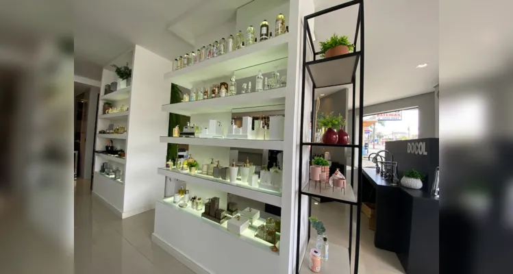 Boutique se destaca na oferta de louças sanitárias, metais, banheiras, spas e uma linha de perfumaria de banho e ambientes