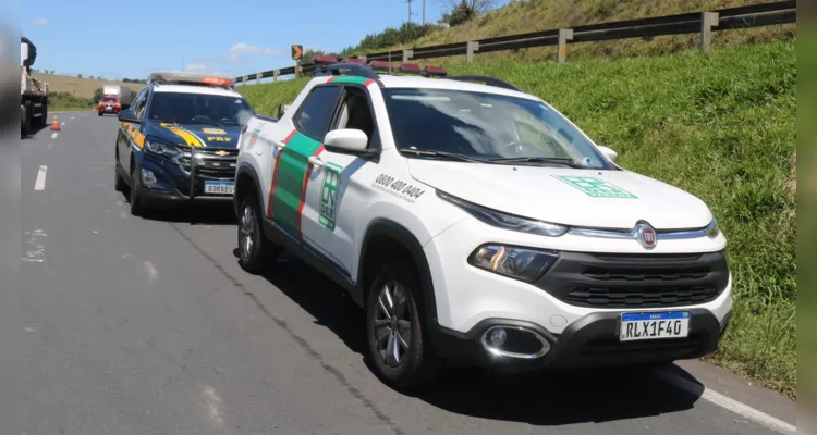 O acidente foi registrado no início da tarde deste sábado (19).