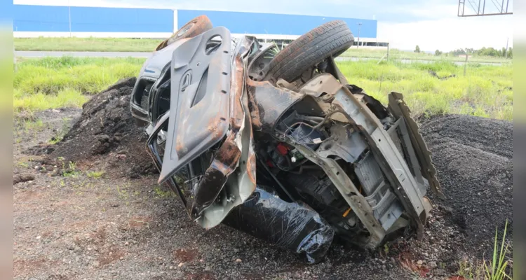 O motorista viajava sozinho. Ele sofreu traumatismo em crânio