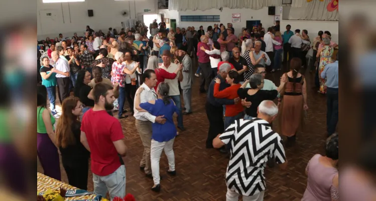 Prefeitura comemora adesão a Semana Municipal da Pessoa Idosa