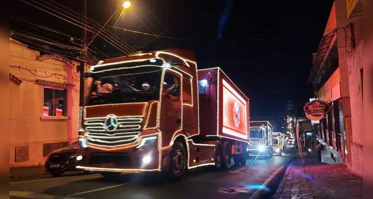 População de Ponta Grossa sentiu de perto a magia do Natal.