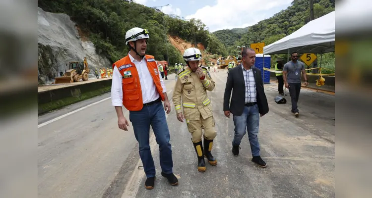 Governador acompanhou parte dos trabalhos de resgate e se solidarizou com as famílias das vítimas.