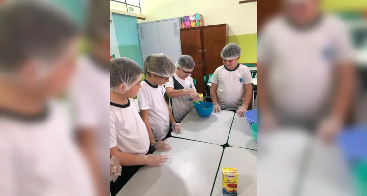 Aula com gênero 'receita' leva saboroso aprendizado a Ivaí