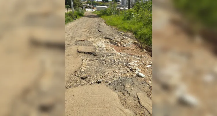 "Alguma ruas estão intransitáveis", desabafa o presidente da associação