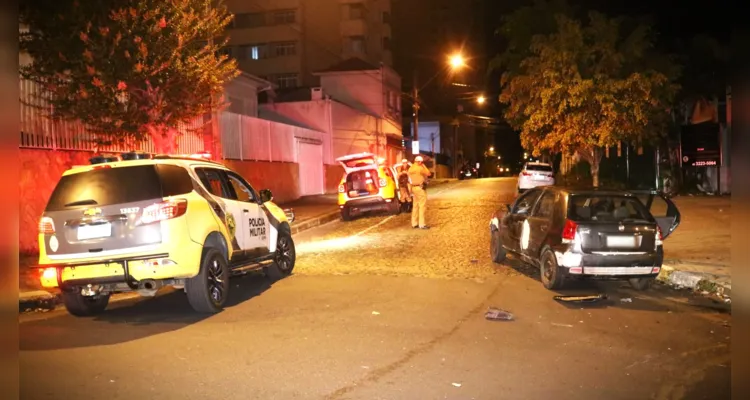 Ocorrência foi registrada na madrugada desta terça-feira (27).