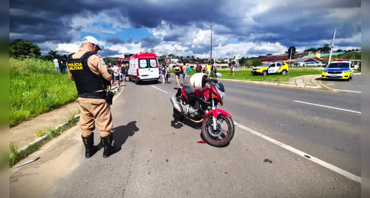 Equipes da Polícia Militar, Corpo de Bombeiros e Samu estiveram no local.