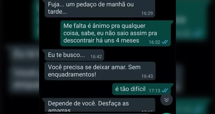 Troca de mensagens deitas através do aplicativo WhatsApp