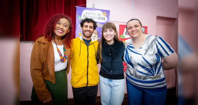 Professoras Angela Maria Grochoski e Gláucia Marília Hass foram as idealizadoras da iniciativa. 