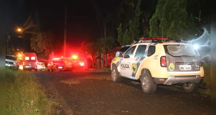 Diversas equipes de segurança estiveram no local, na hora da ocorrência.