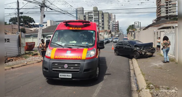Colisão entre dois veículos ocorreu na tarde desta quarta-feira (28), na Vila Estrela