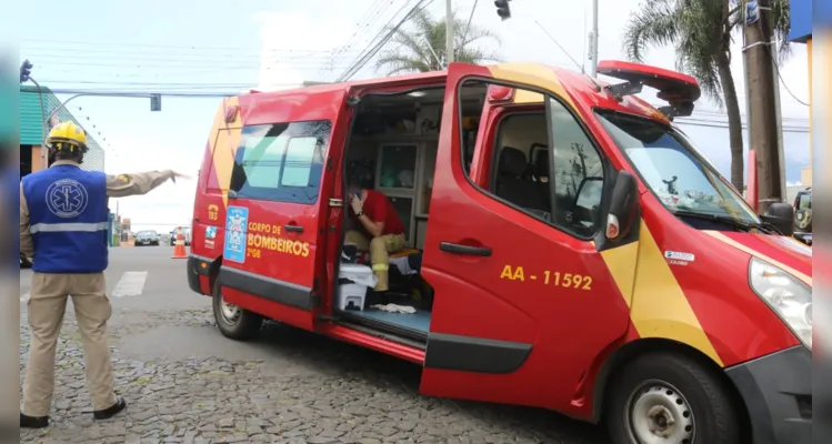Fiorino seguia pela rua Júlia Lopes, quando foi atingida pela Doblô, que vinha pela Ernesto Vilela sentido centro