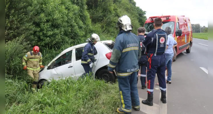 O acidente aconteceu na região do Distrito Industrial, em Ponta Grossa. 