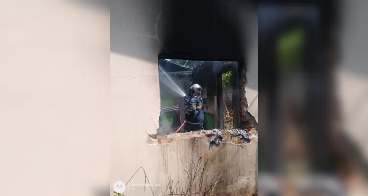 Para atender o caso, foi acionada uma equipe ABTR e três agentes do corpo de bombeiros