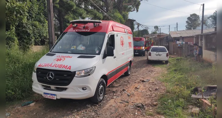 Equipes do Corpo de Bombeiros (Siate) e do Samu prestaram atendimento à ocorrência