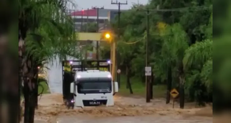 Tibagi registrou aproximadamente 200 milímetros de chuva nas últimas 24 horas