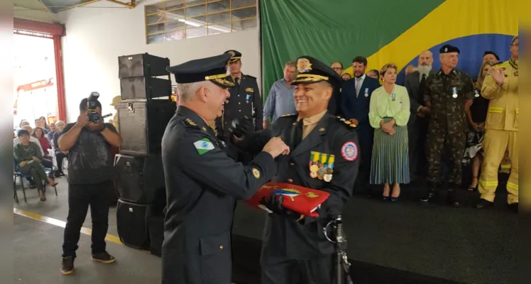 Cerimônia aconteceu nesta sexta-feira (24) no quartel do Corpo de Bombeiros