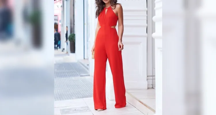 A cor da paixão é uma das opções na hora de escolher a roupa da virada do ano