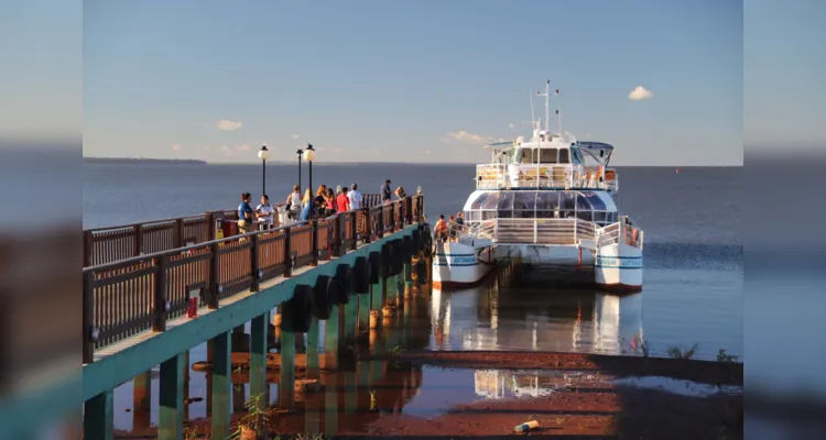 04/2019 - Foz do Iguaçu - Catamaran - Lago de Itaipu. 