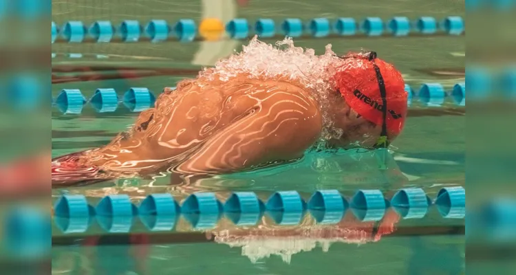 PR garante bolsas a atletas e leva esporte aos 399 municípios em 2022