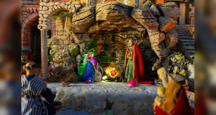 As apresentações do Presépio de Natal “Som, Luz e Movimento” são gratuitas, com duração aproximada de 30 minutos. A entrada é livre.