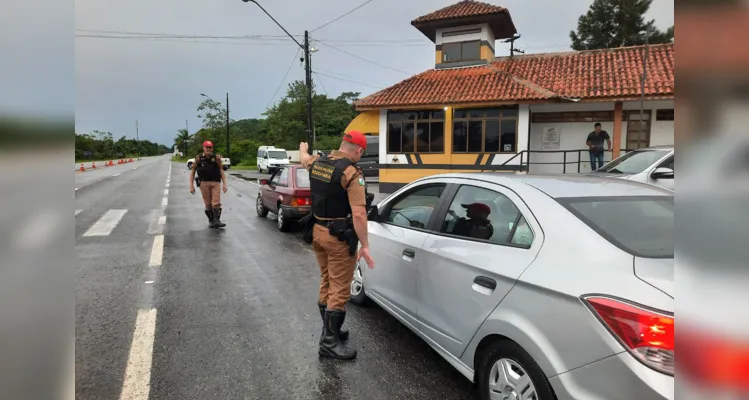 Polícia Militar intensifica o policiamento nas rodovias estaduais durante o feriado de Tiradentes