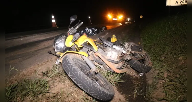 Morte foi constatada ainda no local. Equipes de socorro prestaram atendimento ao caso