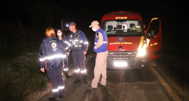 Morte foi constatada ainda no local. Equipes de socorro prestaram atendimento ao caso