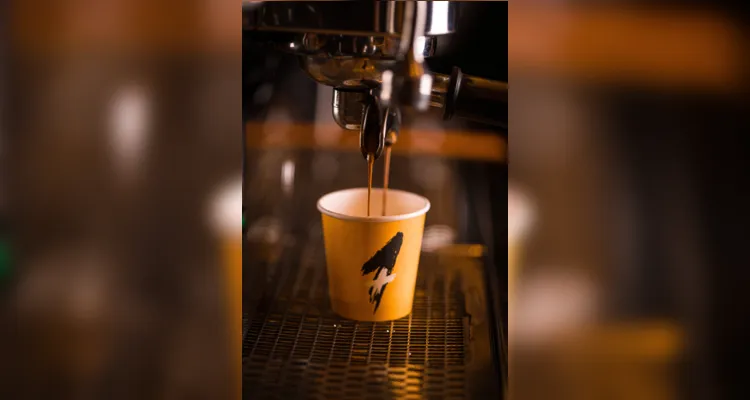 Franquia de cafeterias entregará 100 mil cafés gratuitos no Brasil