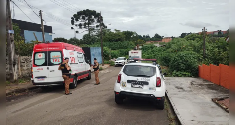 Corpo de rapaz foi achado nesta manhã às margens da ferrovia