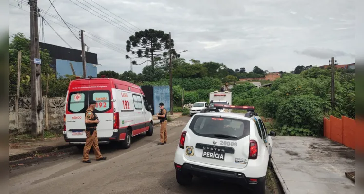 Corpo de rapaz foi achado nesta manhã às margens da ferrovia