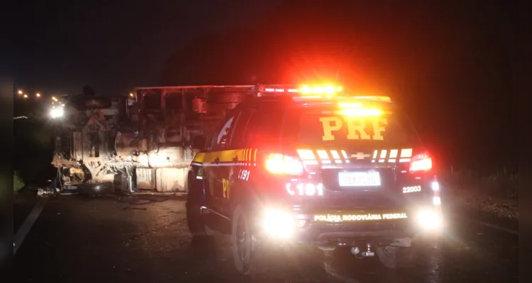A reportagem no Portal aRede e Jornal da Manhã esteve presente no local do acidente e constatou que chovia muito no local dutante o acidente
