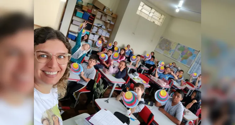 Durante a atividade os alunos conseuiram desenvolver sua percepção sobre espaço e localização