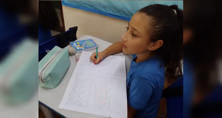Durante a aula foram realizadas atividades que visaram valorizar o papel das mulheres na sociedade