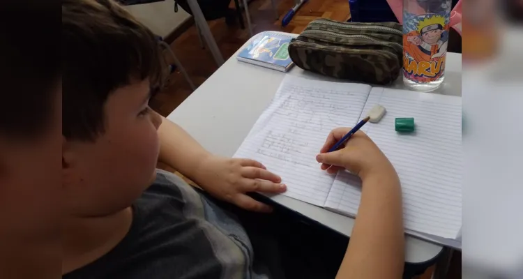 Durante a aula foram realizadas atividades que visaram valorizar o papel das mulheres na sociedade