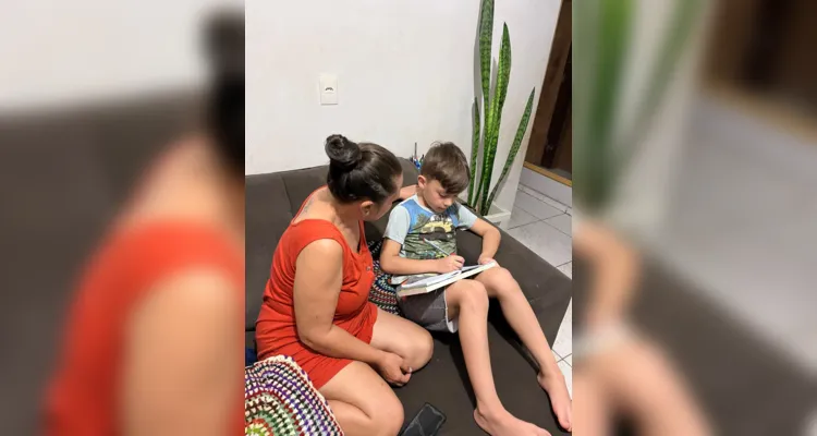 Parte da atividade consistiu em os alunos conversarem com seus familiares sobr o tema