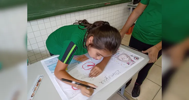 Dinâmicas com palestra, empresa e em sala de aula trouxeram mais conhecimento aos alunos