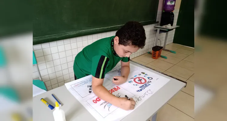 Dinâmicas com palestra, empresa e em sala de aula trouxeram mais conhecimento aos alunos