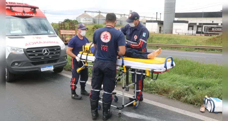 Equipes do Samu e do Corpo de Bombeiros estiveram no local