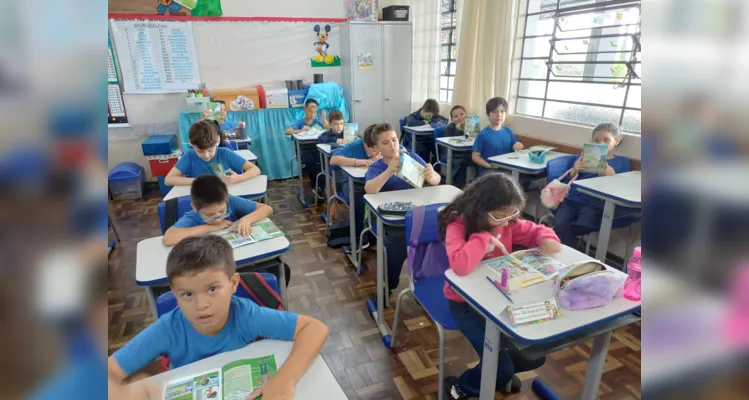 Durante o período de aula, a turma conversou sobre a utilização de celulares e outros aparelhos em seu tempo livre