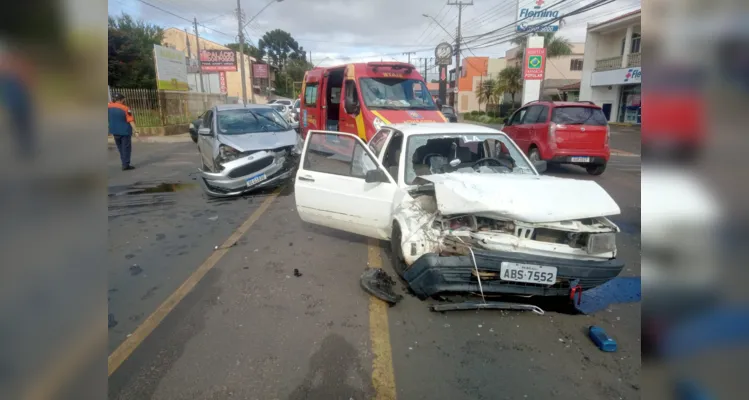 Acidente mobilizou equipes do Corpo de Bombeiros