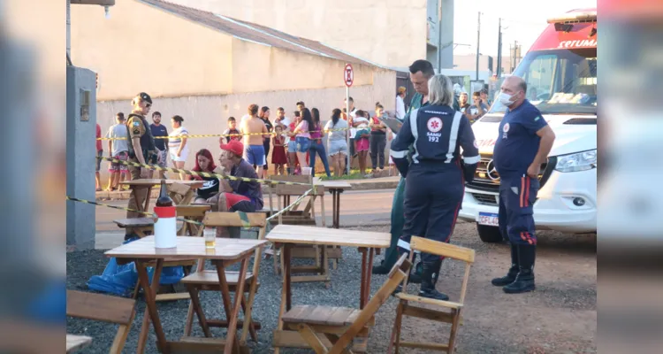 Equipes do Samu, PM e Guarda Municipal foram as primeiras a chegar no local 