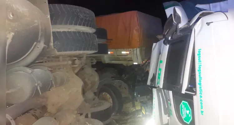 Acidente aconteceu na noite deste sábado, em Guarapuava