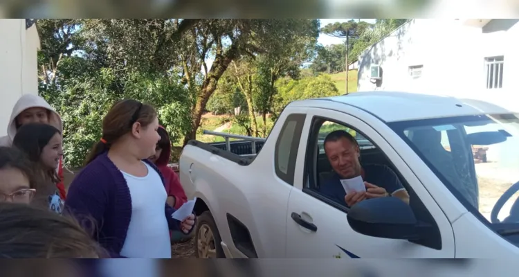 Ações ocorreram em sala, dentro da instituição de ensino e na comunidade 