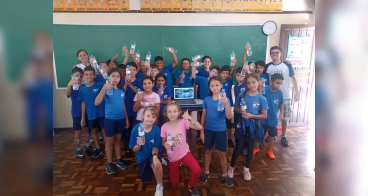 As atividades contaram com a visita de um ex-estudante da Escola e de dois Cabos da Polícia Ambiental