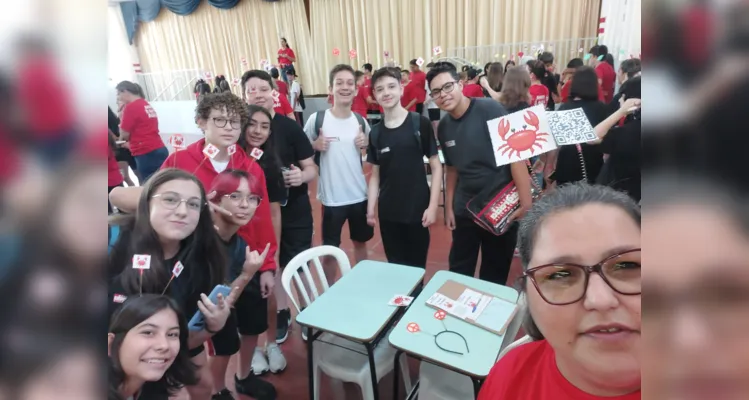 O projeto desenvolvido baseia-se em uma caça ao tesouro, proporcionando o exercício da busca e da descoberta, aguçando a curiosidade e a criatividade dos alunos